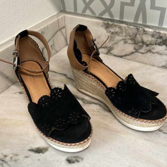 Crown Vintage Dunja BlackSuede Scalloped Espadrille Wedge Sandals Size 6 1/2 - Picture 2 of 4